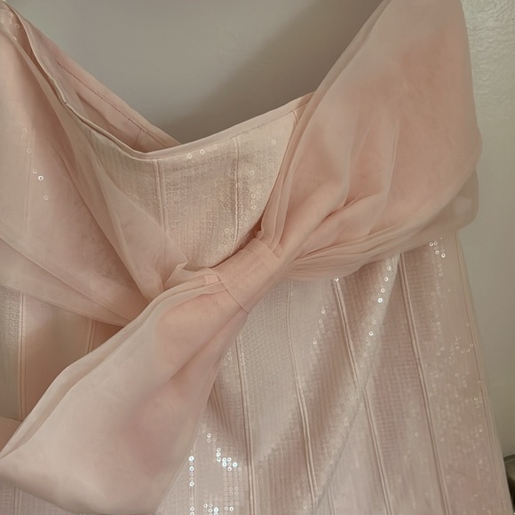 Pink sequin bow and skirt set - Picture 2 of 7